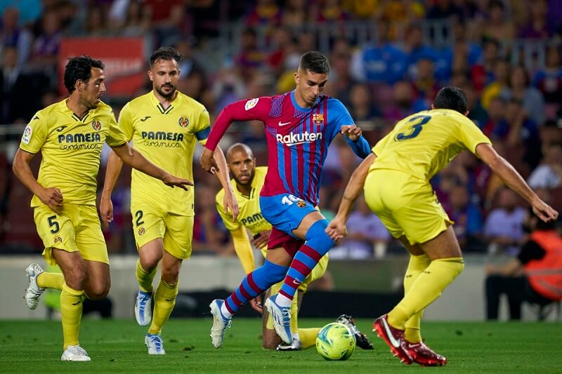 Soi kèo Barcelona vs Villarreal