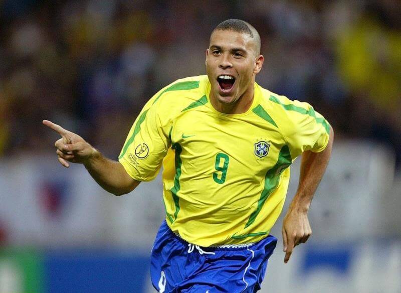18. Cầu thủ xuất sắc nhất thế giới: Ronaldo De Lima