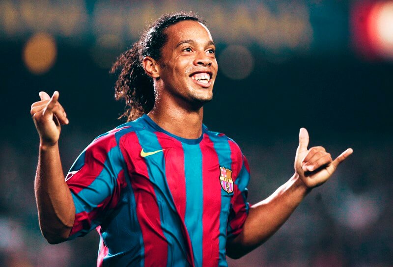 4. Cầu thủ xấu trai nhất thế giới - Ronaldinho