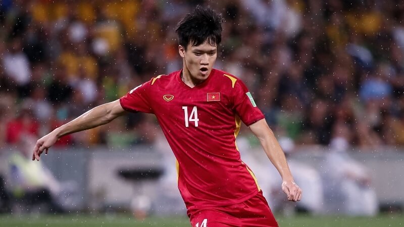 5. Cầu thủ cao nhất Việt Nam: Nguyễn Hoàng Đức