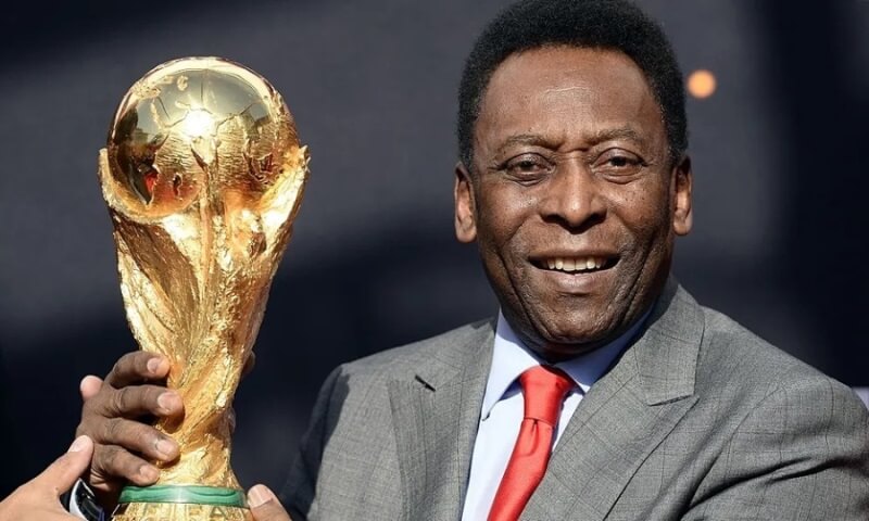 6. Cầu thủ xuất sắc nhất thế giới: Pele