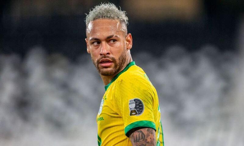 8. Cầu thủ xuất sắc nhất thế giới: Neymar